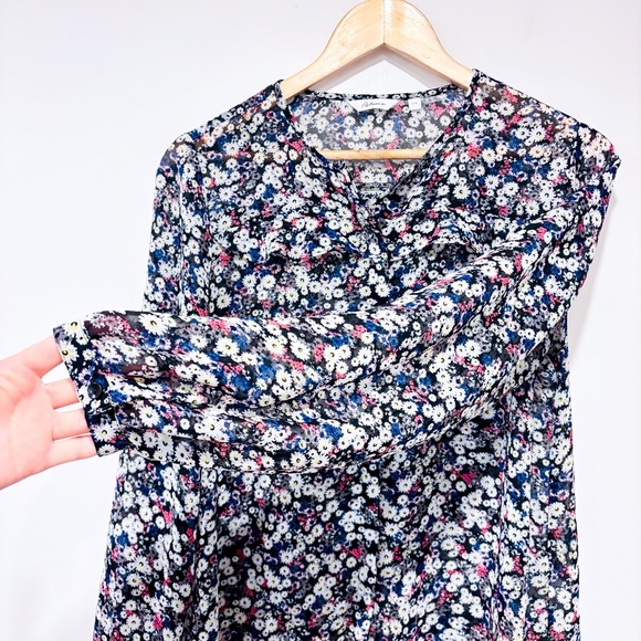 REITMANS Black floral sheer blouse - Picture 7 of 10